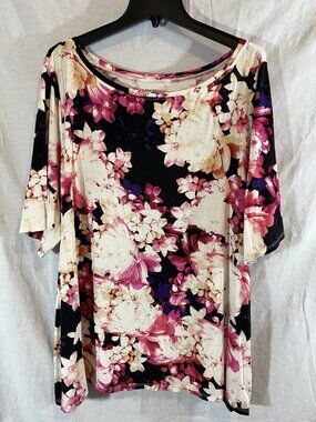 Lane Bryant Women’s NWOT 3X (26/28) Pink Floral Short Sleeve Blouse